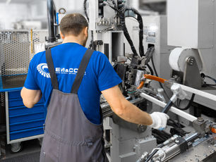 Съемка производства и персонала для Рем Койл