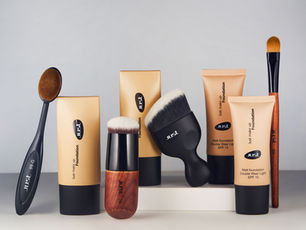 product photography of cosmetic