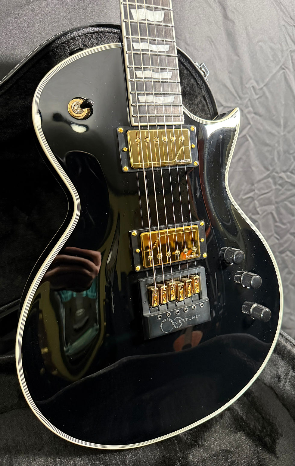 Thumbnail: 2024 ESP LTD EC-1000T CTM EverTune - Black w/ Hard Case