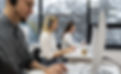 colegas-trabajando-juntos-en-una-oficina-de-call-center-con-cafe.jpg