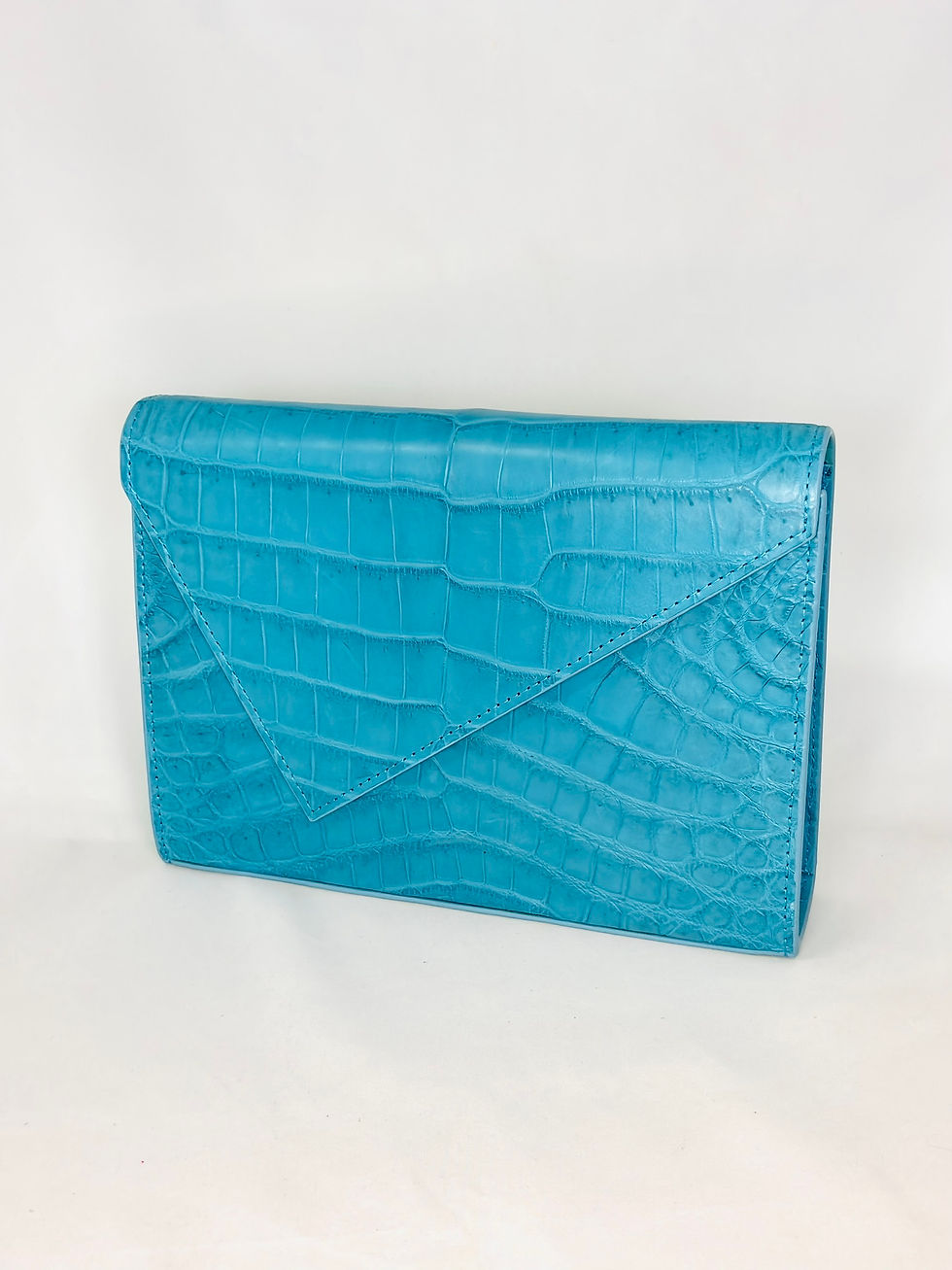 Thumbnail: AssymetriK Clutch Croc