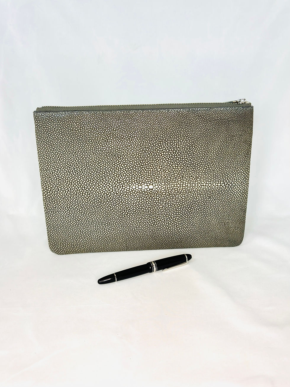 Thumbnail: Handy Man