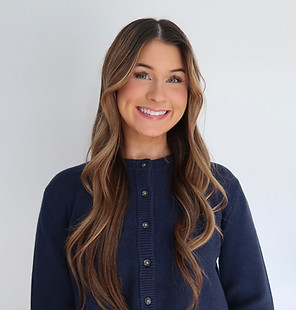 Maura Eckard Headshot.jpg