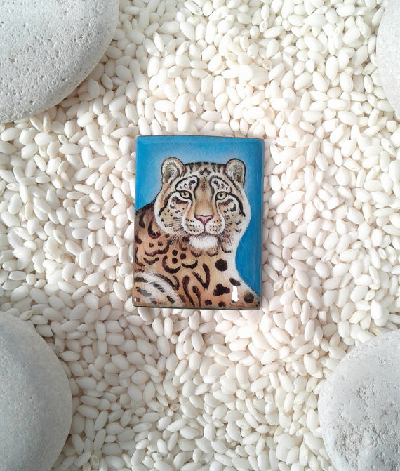 Hand painted Wildlife Beads-Snow Leopard