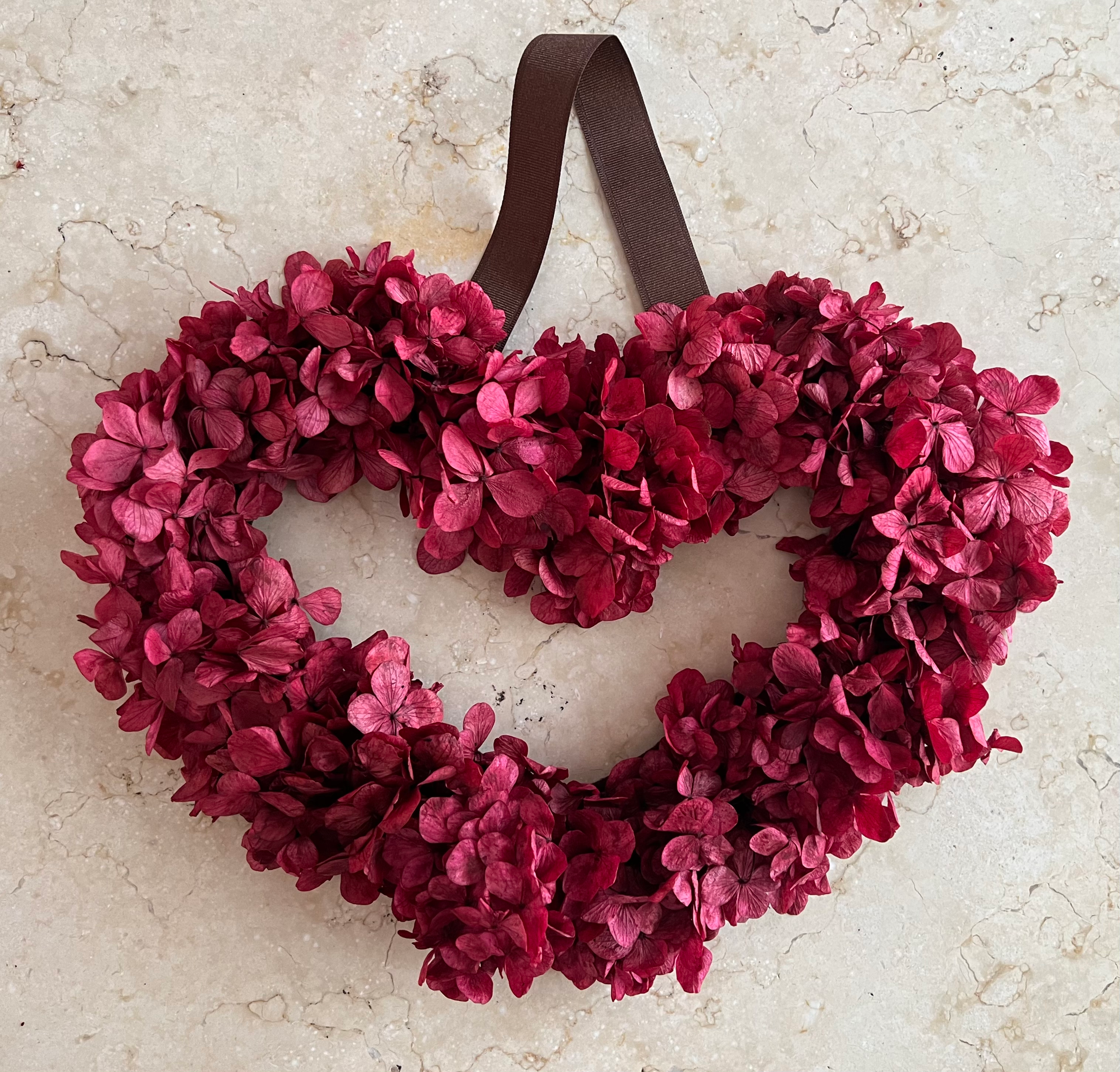 Corona corazón rojo M.