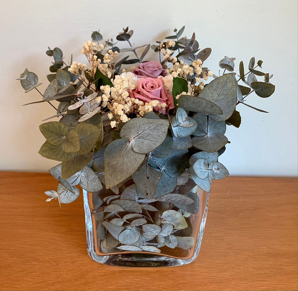 Miniatura: Arreglo 4 rosas con dólar.