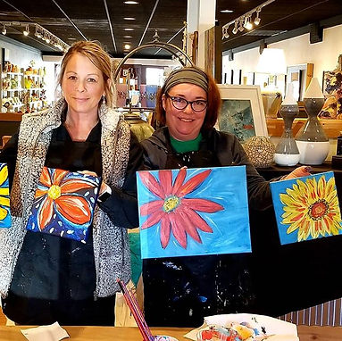 Fun paint classes with these gals!!! Bea
