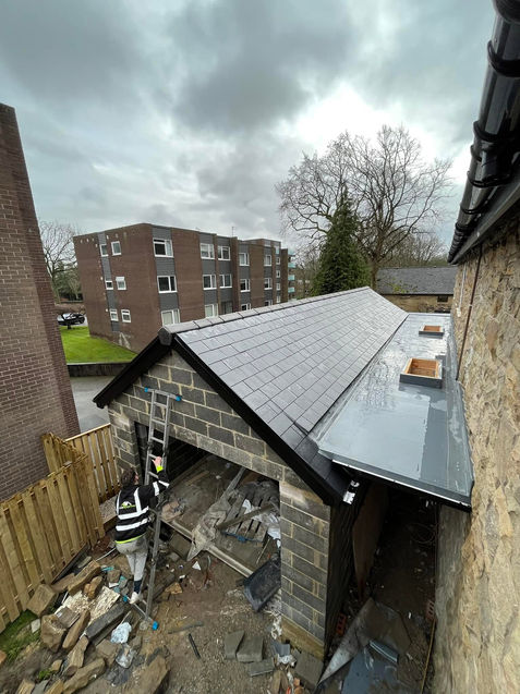 Roundhay Extension