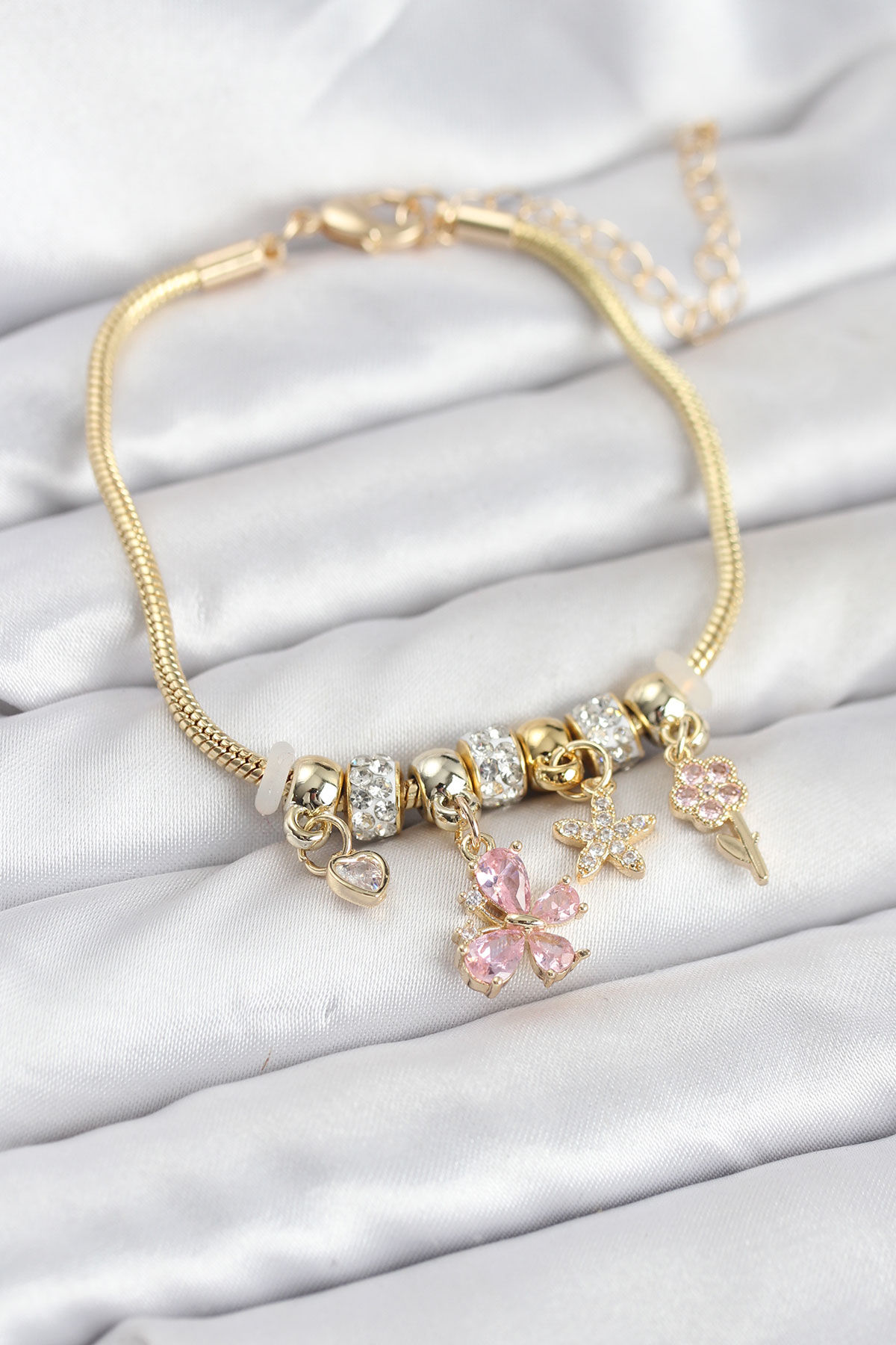 Gold Renk Pembe Kelebek Charmlı Bileklik