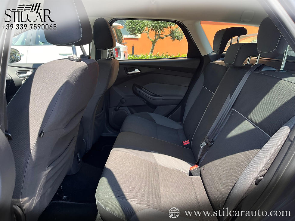 Miniatura: Ford Focus 1.6 TDCi Station Wagon Business