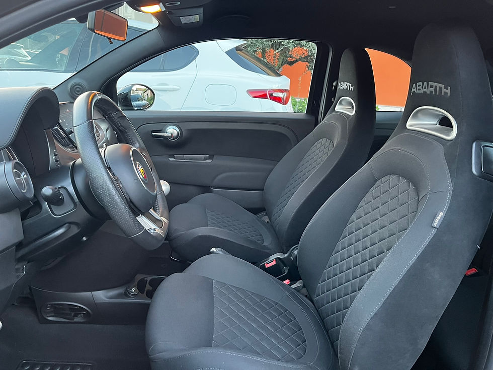 Miniatura: Abarth 595 1.4 Turbo T-Jet 165 CV