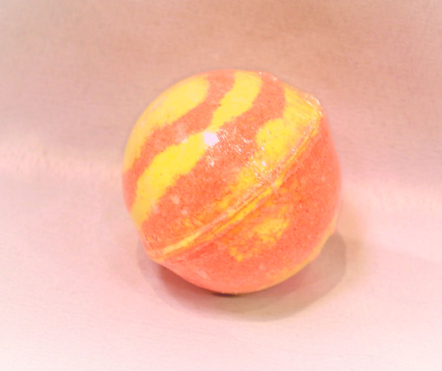 Aloha Pineapple Bath Bomb (Grande)