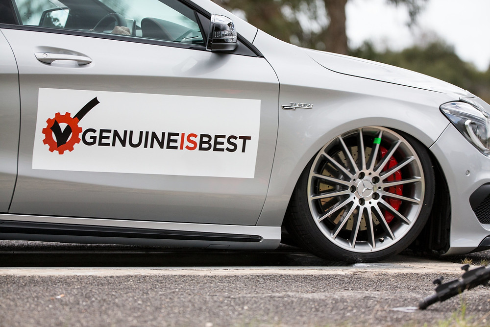 ล้อแท้ AMG ที่นำมาทดสอบเทียบกับล้อเลียนแบบ พบว่าไม่มีปัญหาแต่อย่างใดเมื่อกระแทกลงหลุม