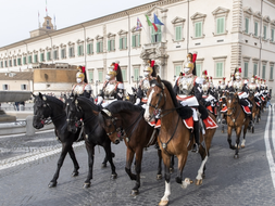QUIRINALE: CAMBIO DELLA GUARDIA DEL REGGIMENTO CORAZZIERI