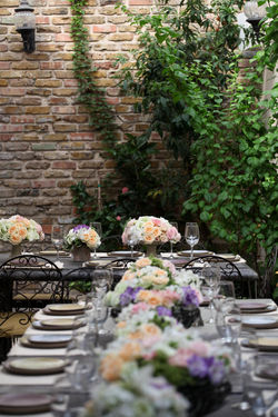 Tuscan-Style Noon Wedding