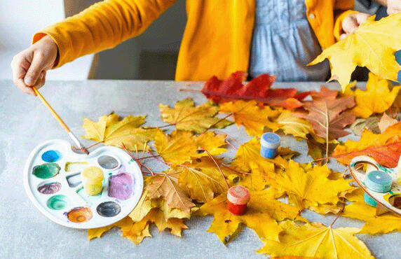 Palette & leaves.gif