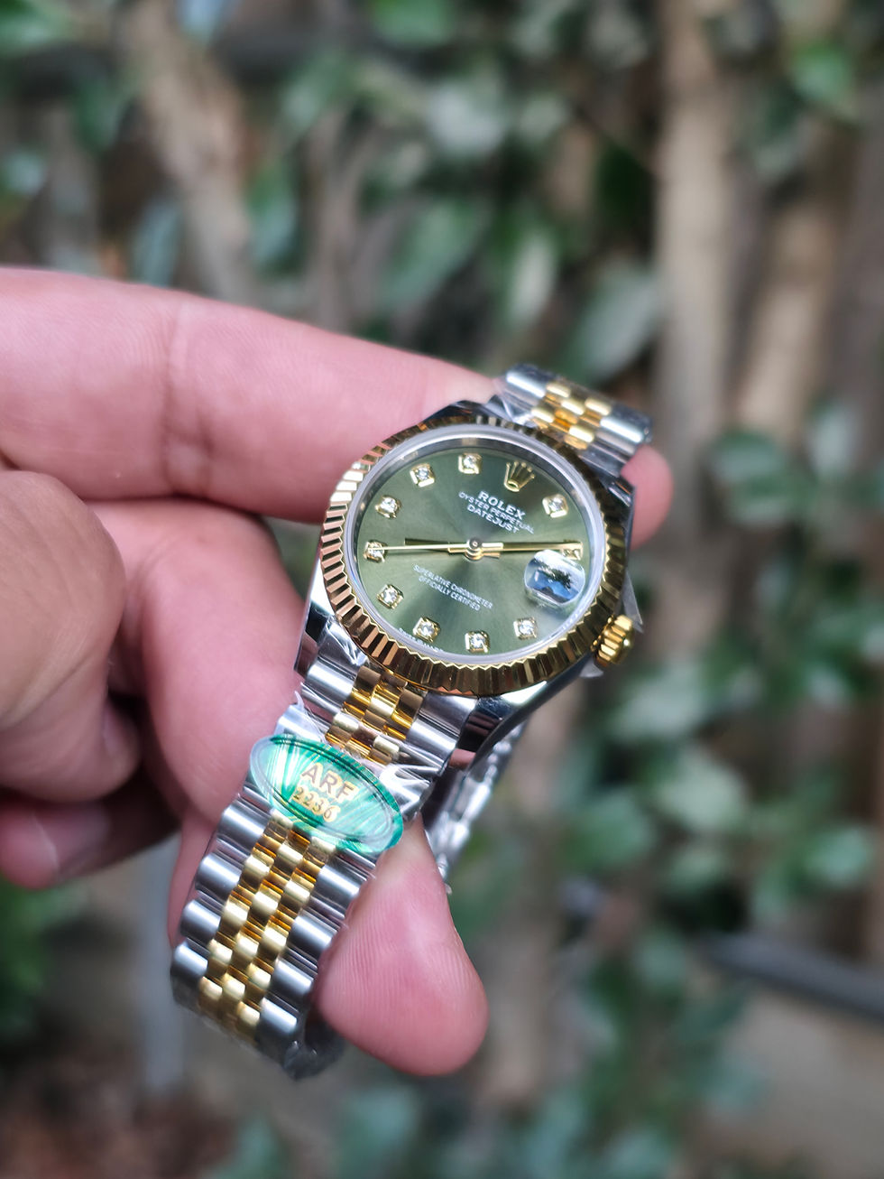 Thumbnail: Date Just 31 ARF Green and Gold