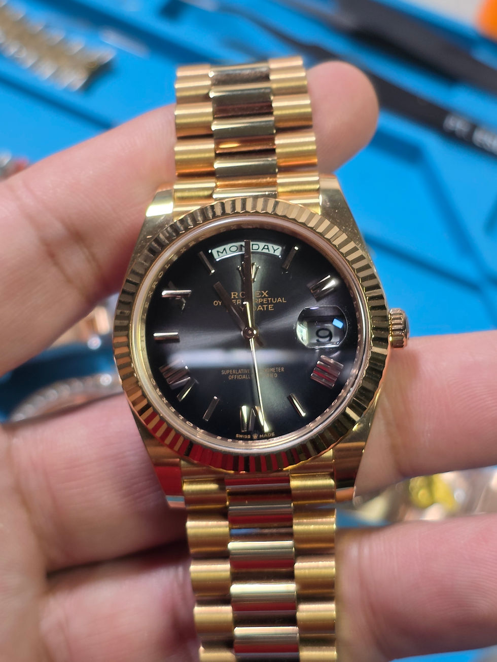 Thumbnail: Day Date Ombre Smoke Rose Gold 40 DD 3285 THB V3 Display Piece
