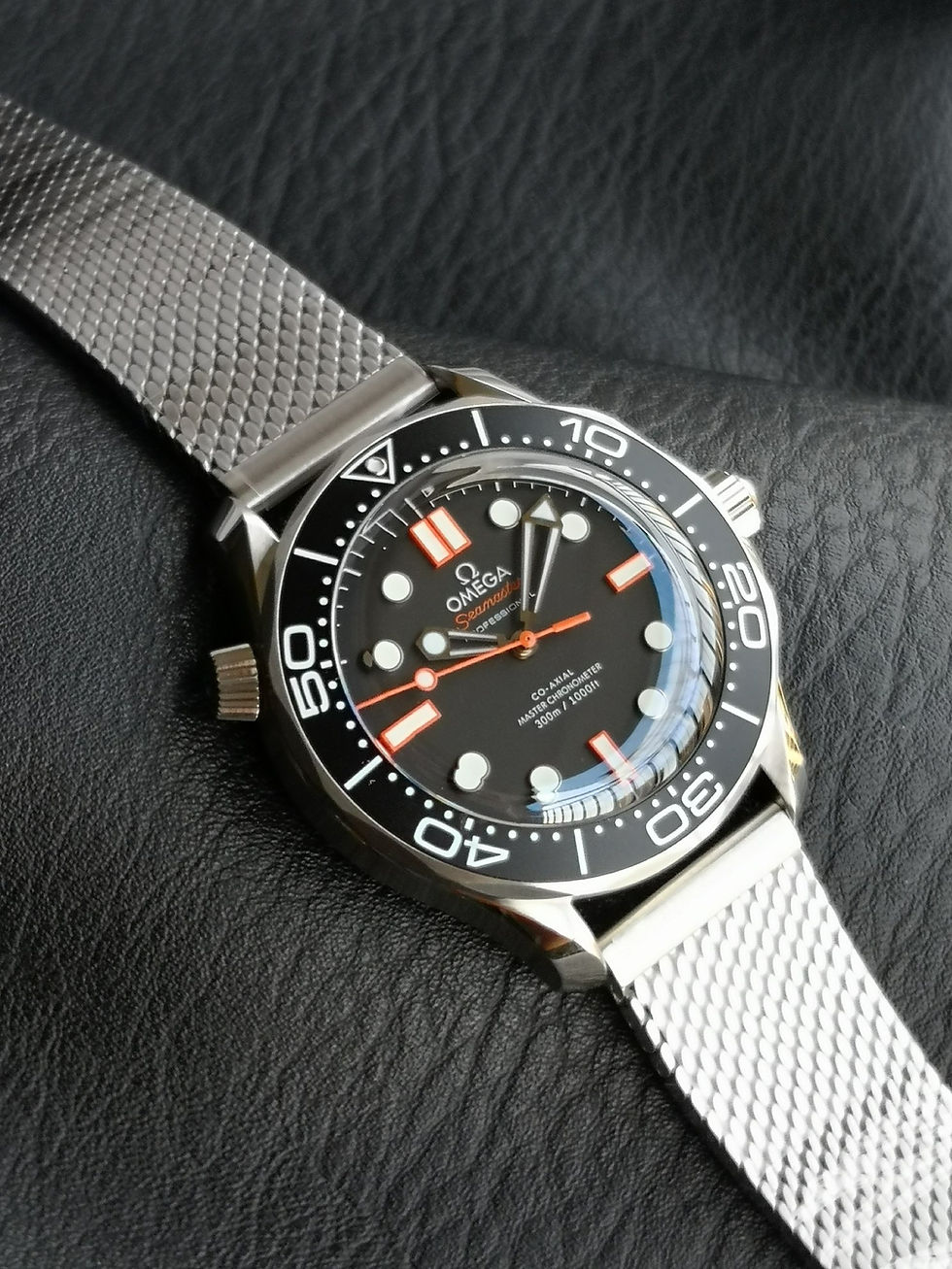 Thumbnail: Seamaster Diver Black Orange VSF