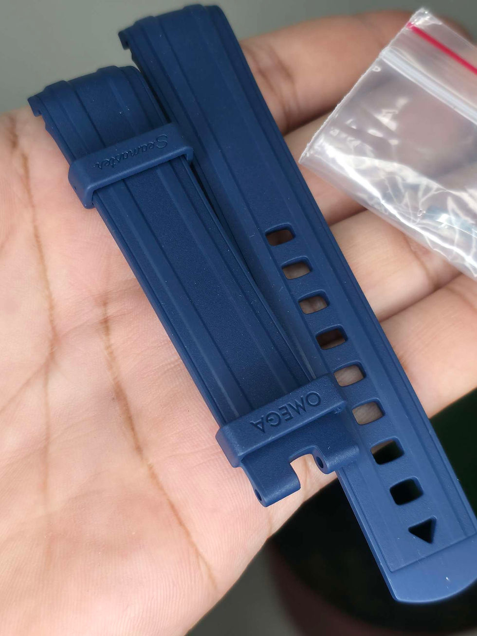 Thumbnail: Seamaster Rubber strap Blue 20mm Lugs 