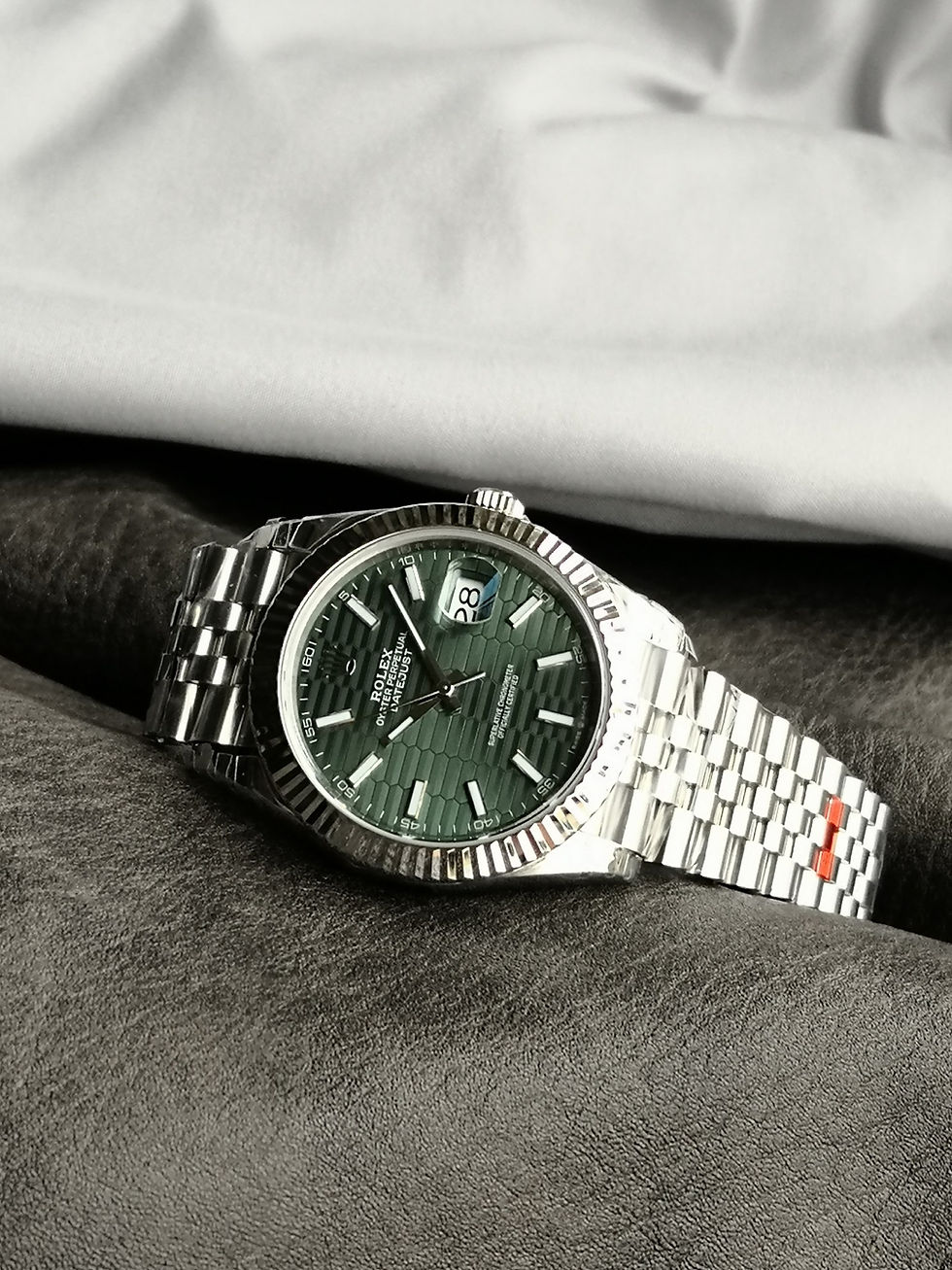 Thumbnail: Date Just 41 Motif Green VSF 3235 V2