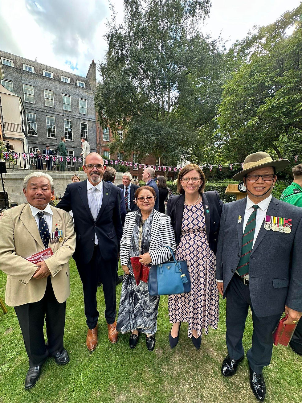 Paul Foster MP with VJ veterans 