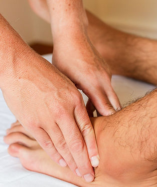 Sophia Lanz Craniosacral Rolfing Zurich 18.jpg