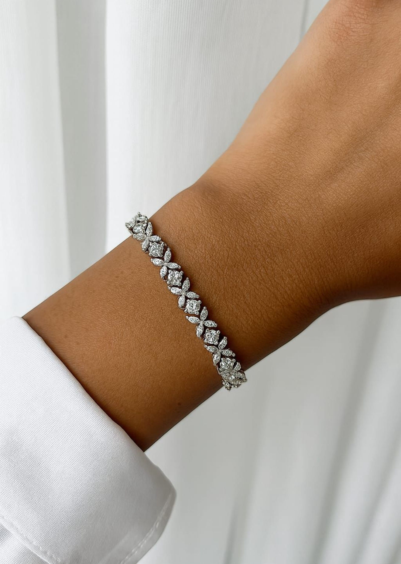 צמיד טניס פרחים טיפות 