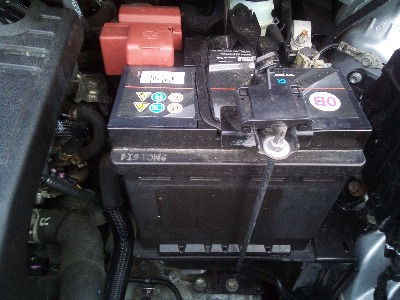 Alte Batterie ersetzen | welche Batterie für mein Auto