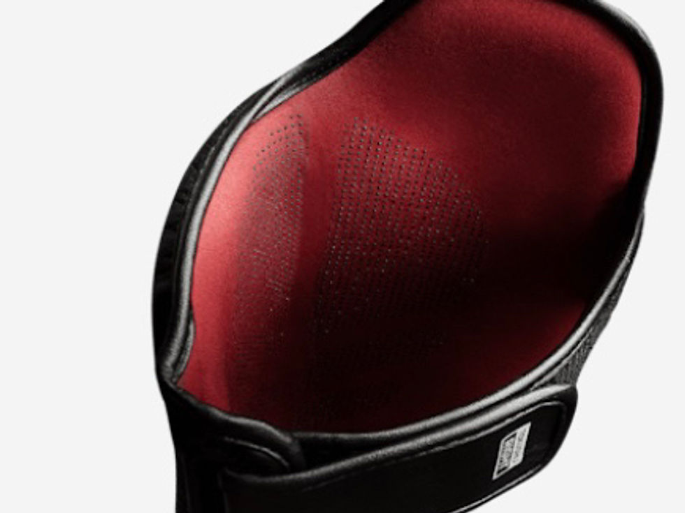 Thumbnail: Hayabusa T3 Striking Shin Guards