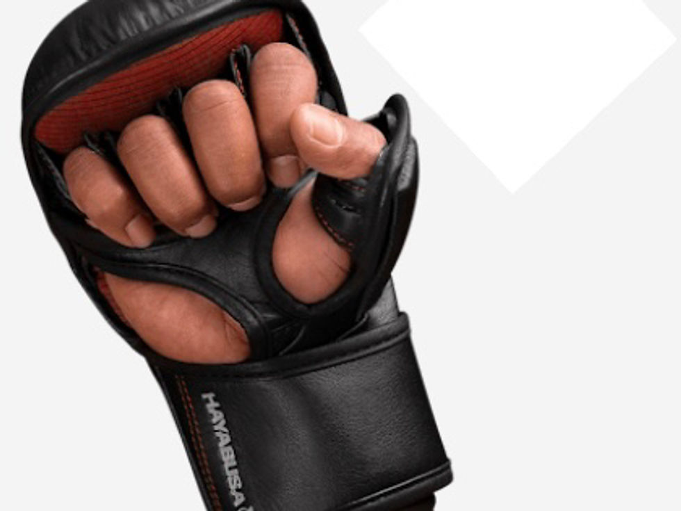 Thumbnail: Hayabusa T3 7oz Hybrid Gloves
