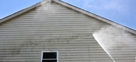 Professional house washing service in Raleigh, NC by Green Eagle Pressure Washing. Expert pressure washing removes dirt, mold, and grime, enhancing curb appeal and protecting your home’s exterior