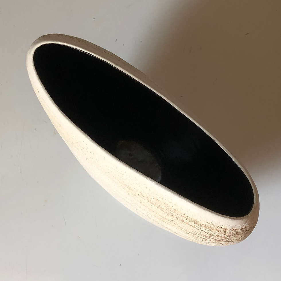 Thumbnail: Audrey Richardson studio pottery