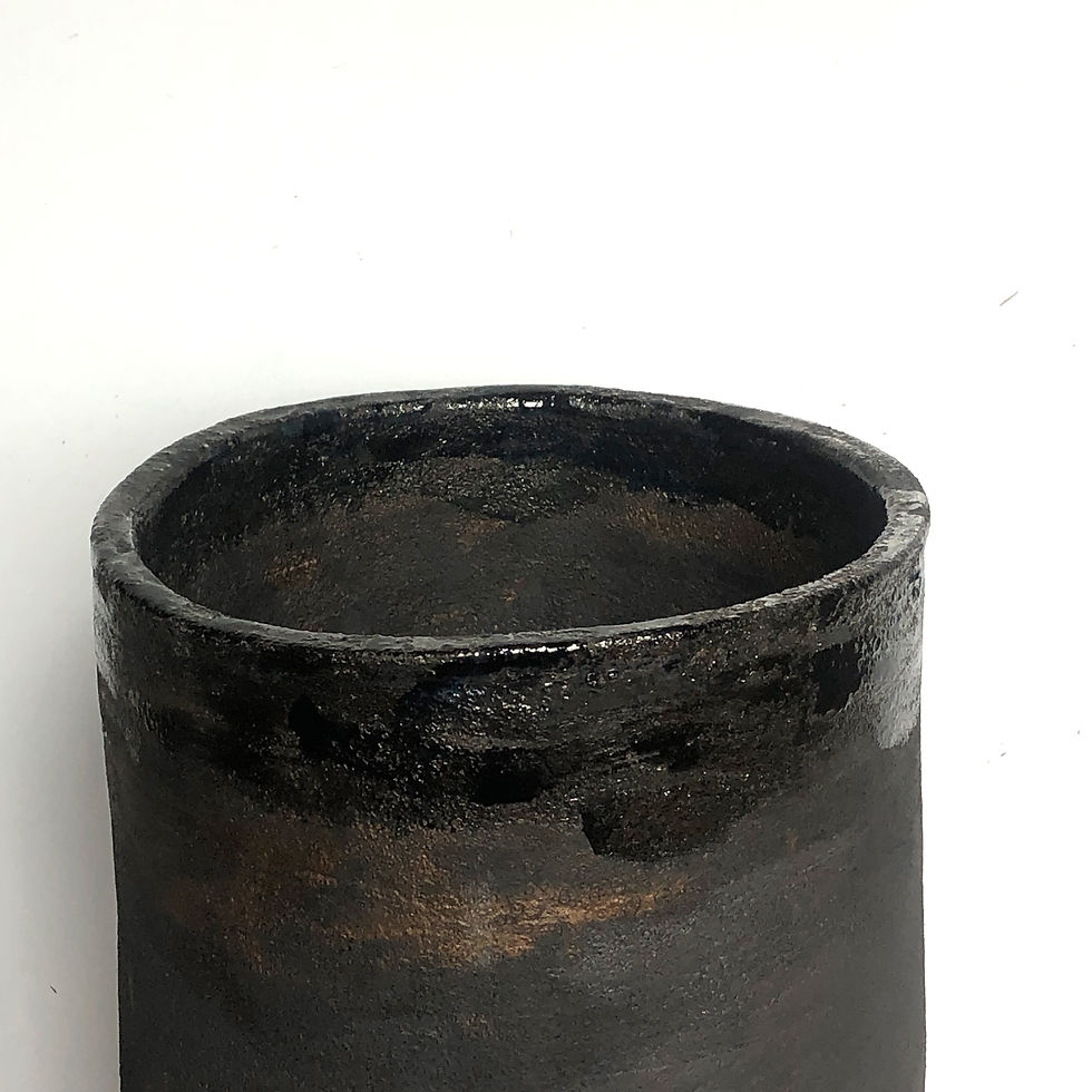 Thumbnail: Robin Welch contemporary British studio ceramics