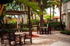 fllht-terrace-0035-hor-clsc.jpeg