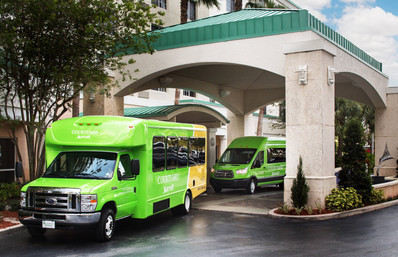 fllht-service-0051-hor-clsc.jpeg