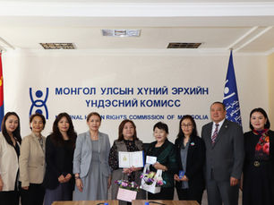 ХЭҮК-оос хүүхдийн төлөө тууштай ажиллаж буй хүмүүсийг шагналаа 