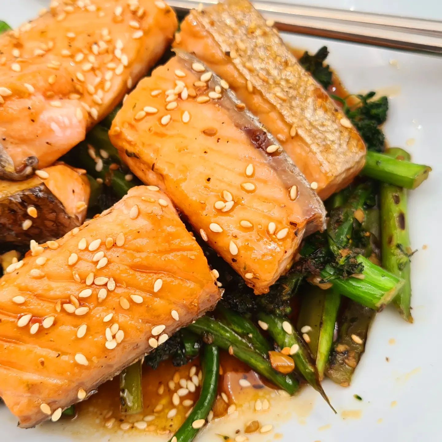 Quick honey soy salmon with broccolini justahomecook