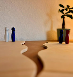 Aufstellungsbrett auf Sideboard_edited_e