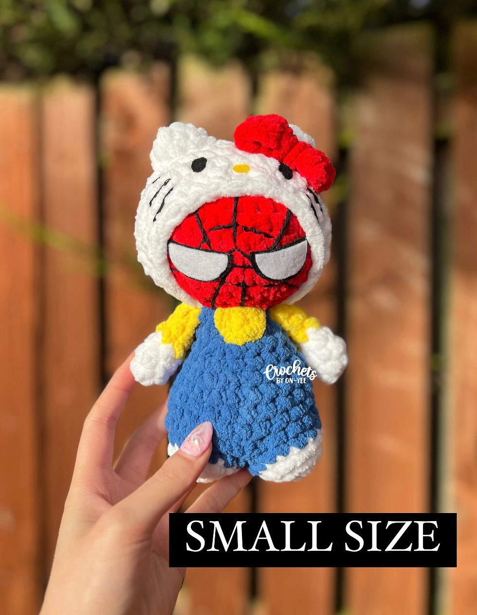 *PREORDER* SPIDER MAN DRESSED AS HELLO KITTY