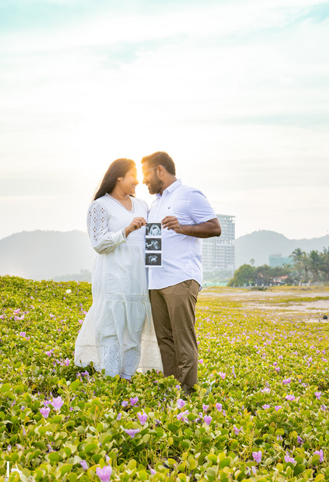 maternity-photoshoot-in-vizag-maternity-photoshoot-dresses-in-vizag--pregnancy-dresses-for-photoshoot-near-me-pregnancy-photoshoot-pregnancy-photoshoot-studio-near-me-maternity-photographer-near-me