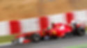 サーキットを走るF1カー