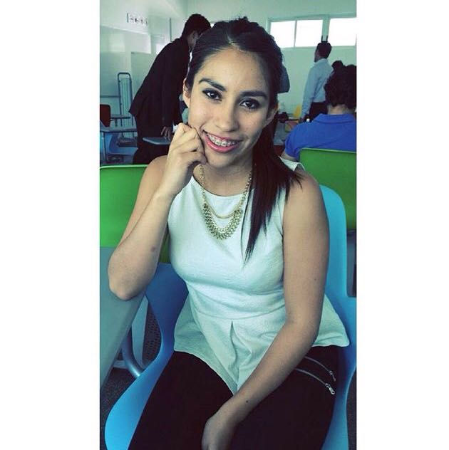 Astrid Flores Ramírez