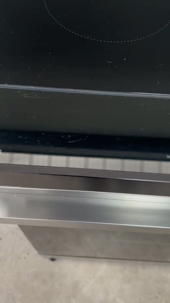 Thumbnail: Samsung Bespoke Scratch and Dent Slide-in Induction Range, 6.3 cu.ft Irving 5104