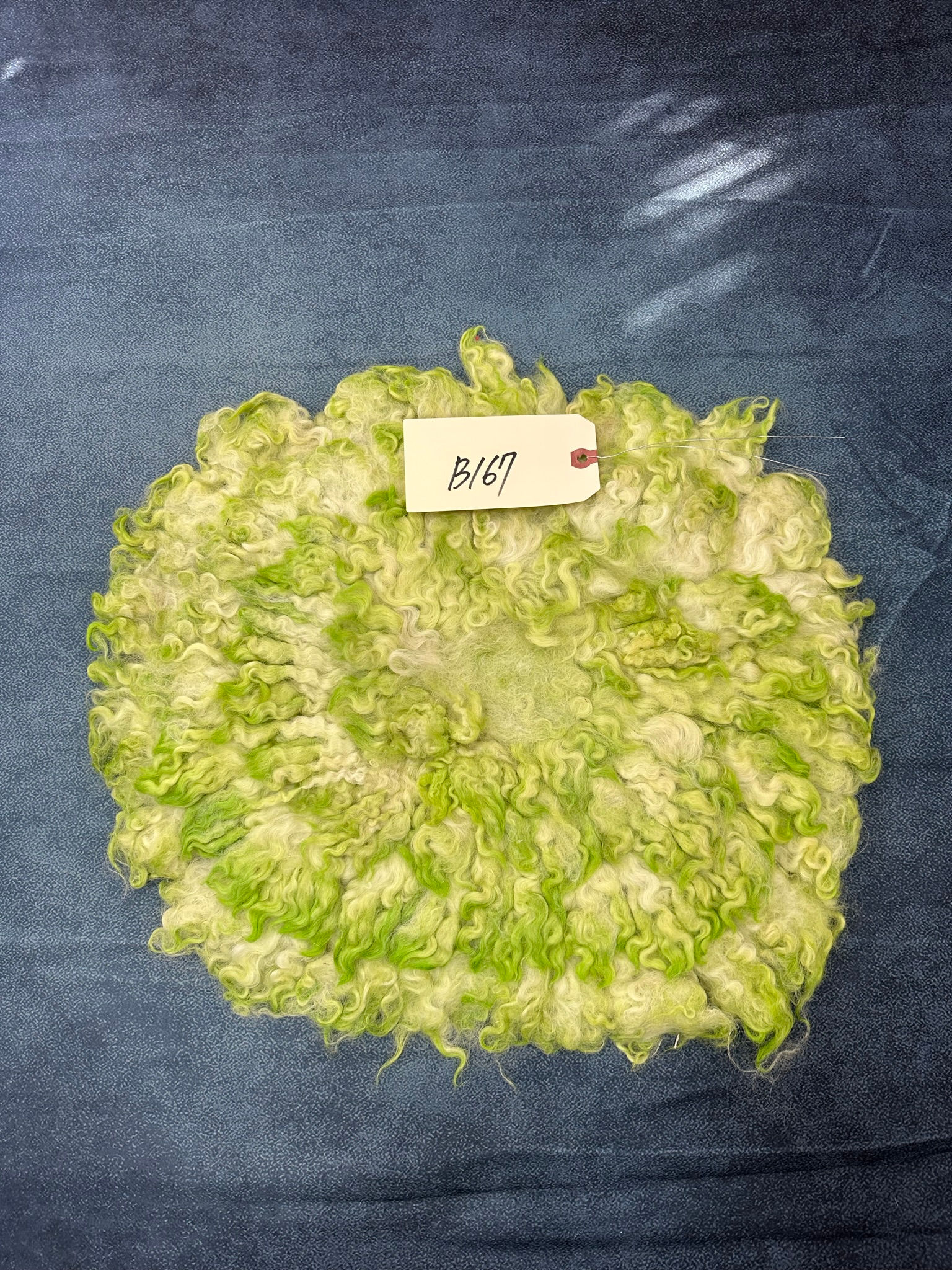 在庫ございます・カ１枚のみーリフェルト・Curly felt