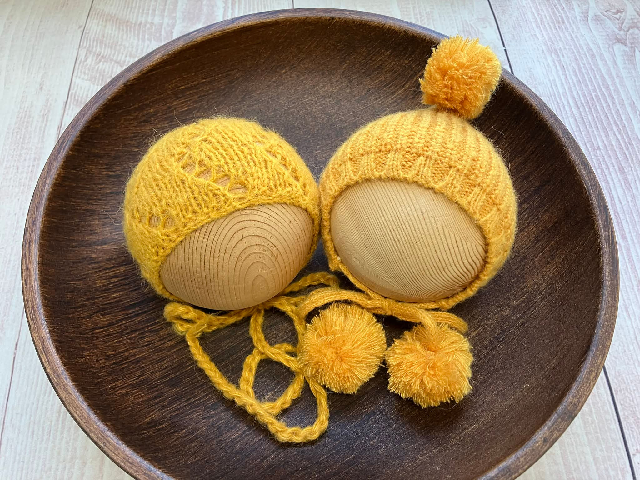 お好みの番号のボンネット帽子をお選びください