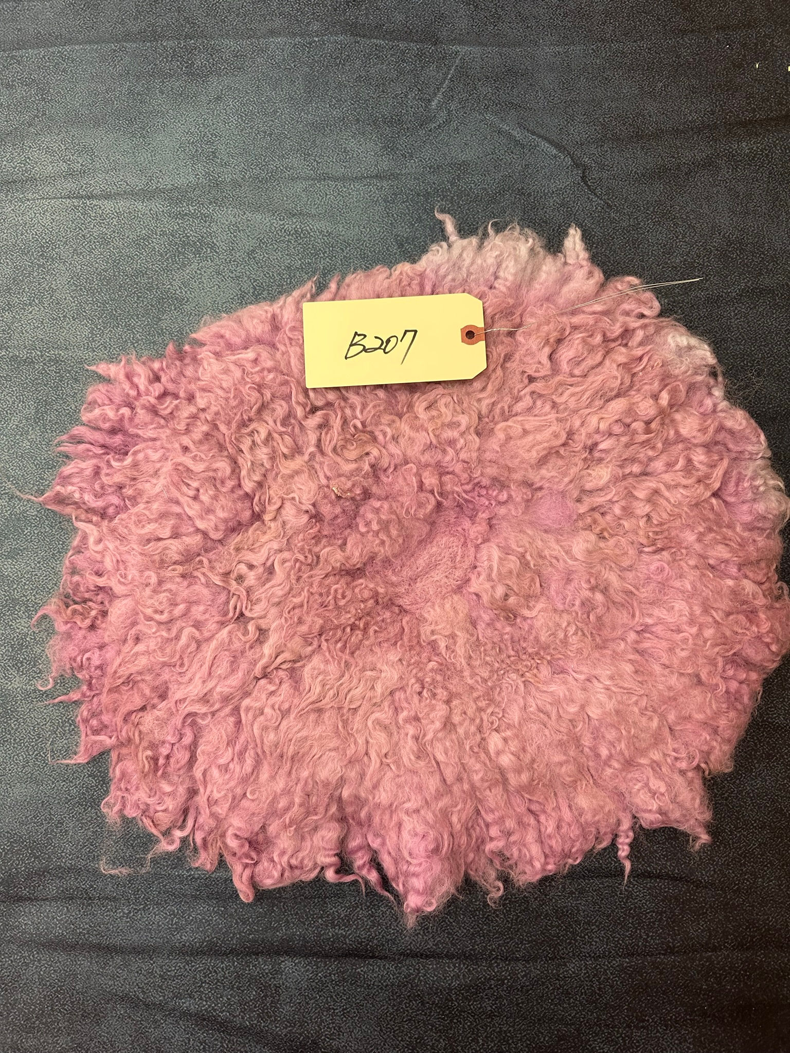 在庫ございます・カ１枚のみーリフェルト・Curly felt #B３６