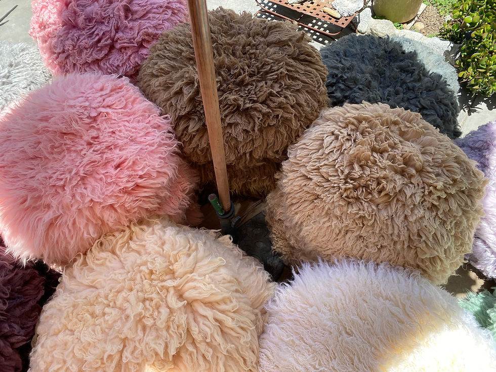 サムネイル： Flokati羊毛の実際の商品をお写真でご紹介