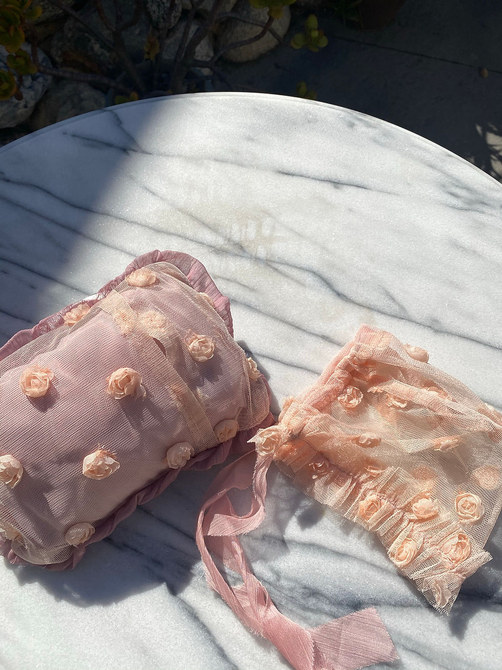 サムネイル： newborn bonnet ・枕＆ボンネット帽子＃4
