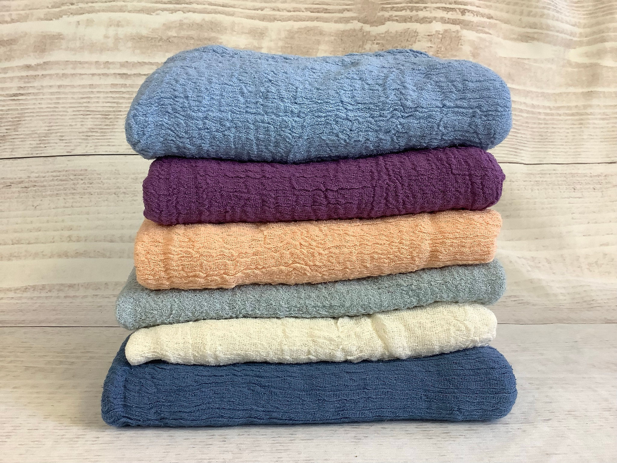 お好みの色のシワシワ・ラップをお選びください・C